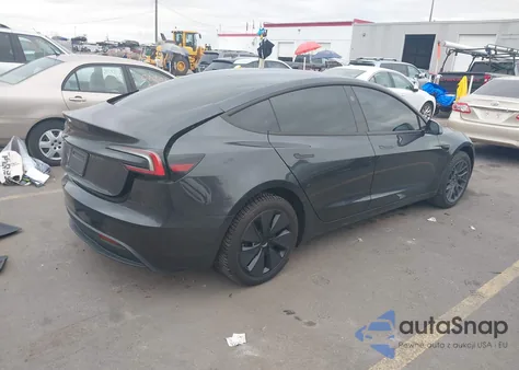 2024 Tesla Model 3 Long Range Dual Motor All-Wheel Drive/Rear-Wheel Drive z USA, uszkodzony, nr VIN 5YJ3E1EAXRF832112